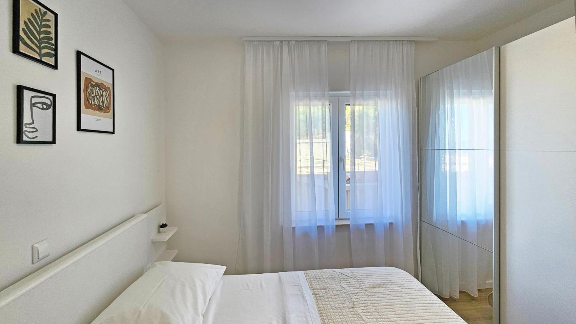 Apartments Emilija Makarska Exteriör bild